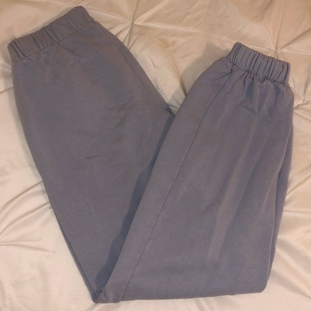 Brandy Melville Rosa Sweatpants